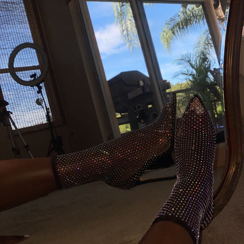 Simmi Fishnet Rhinestone boot - Picture 7 of 7